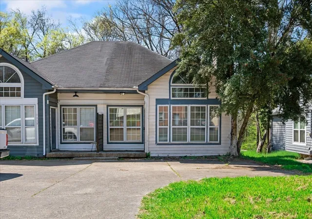 Photo 1 of Single family home for sale at 1119 Waggoner Ct W, Nashville, TN 37214 | MLS# 3525562 | Listing updated on 2026-08-24