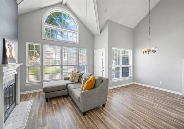 Photo 3 of Single family home for sale at 1119 Waggoner Ct W, Nashville, TN 37214 | MLS# 3525562 | Listing updated on 2026-08-24