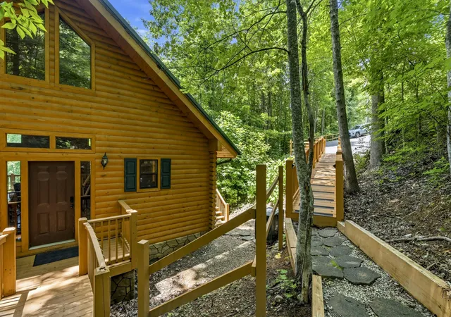 5th image of 820 Pinnacle Vista Rd, Gatlinburg, TN 37738 | MLS# 3525626