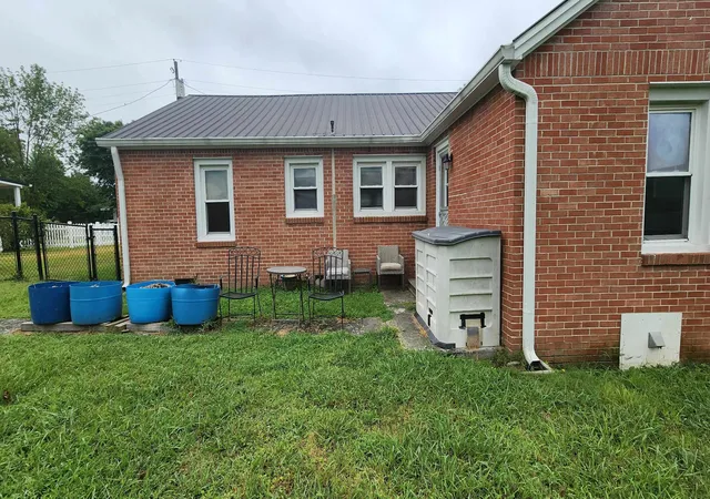 3rd image of 127 Washington St, Celina, TN 38551 | MLS# 3525557