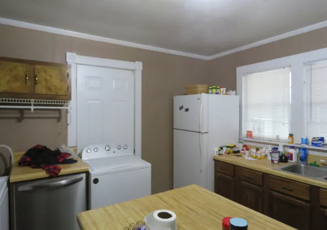 Photo 4 of Single family home for sale at 352 N Spring St, Sparta, TN 38583 | MLS# 3526797 | Listing updated on 2026-09-08
