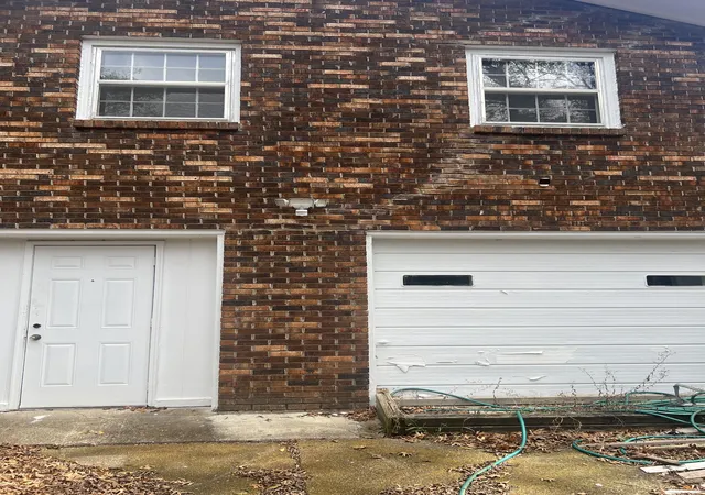 Photo 3 of Sale Pending at 3611 Fairmeade Dr, Nashville, TN 37218 | MLS# 3528210 | Listing updated on 2026-08-31
