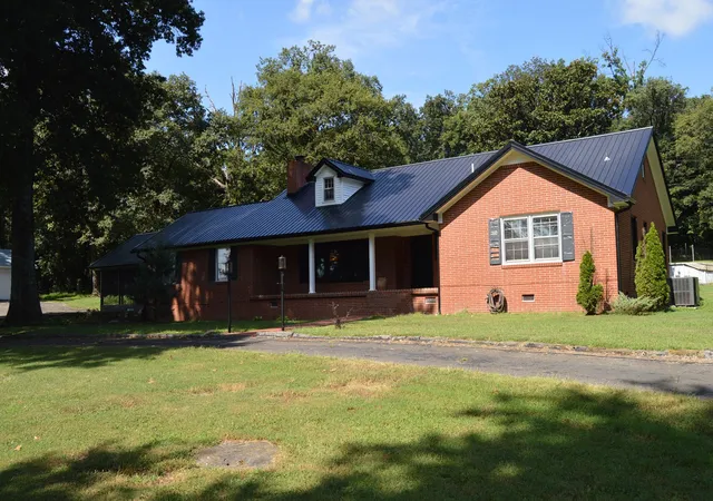 3rd image of 952 Old Fayetteville Hwy, Lynchburg, TN 37352 | MLS# 3525835