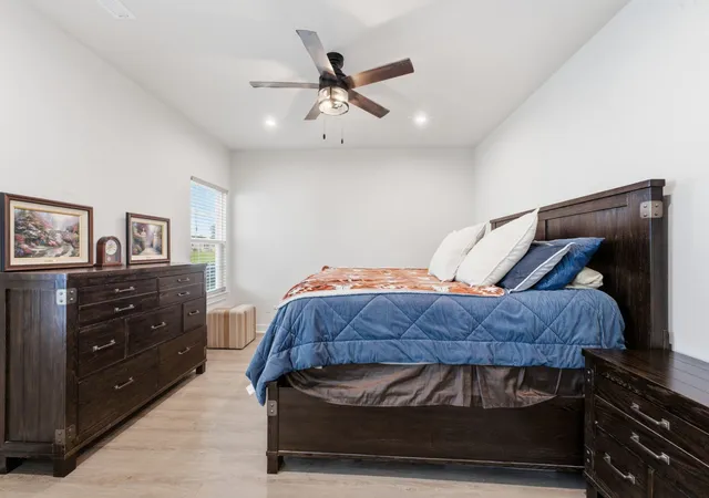 Photo 2 of Single family home for sale at 6542 Outlook Dr, Murfreesboro, TN 37128 | MLS# 3540334 | Listing updated on 2026-10-17