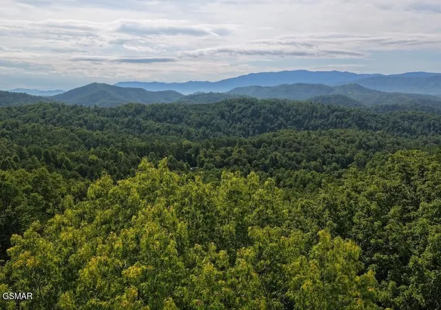 1st image of 26 Shady Oaks Way, Sevierville, TN 37876 | MLS# 3525579