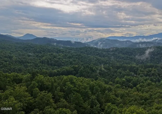 2nd image of 41 Shady Oaks Way, Sevierville, TN 37876 | MLS# 3525587