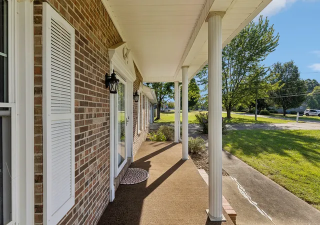 3rd image of 140 Ashley Marie Dr, Hohenwald, TN 38462 | MLS# 3526469