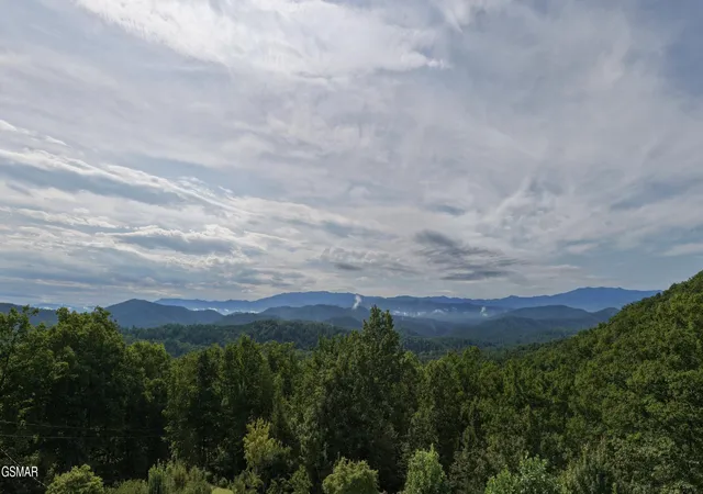 2nd image of 43 Shady Oaks Way, Sevierville, TN 37876 | MLS# 3525591