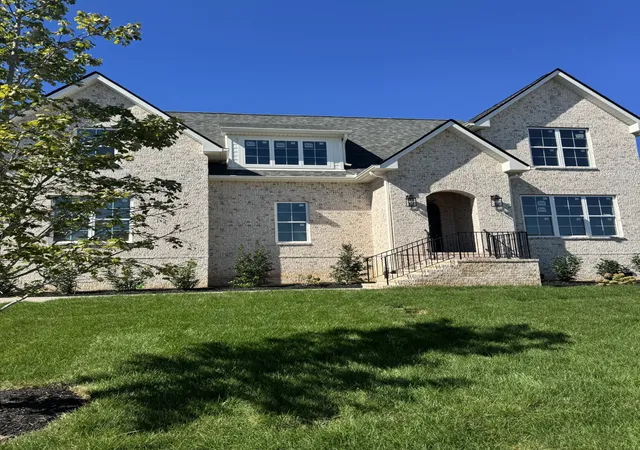 Photo 1 of Single family home for sale at 1010 Stone Creek Ln, Lebanon, TN 37087 | MLS# 3525596 | Listing updated on 2026-10-05