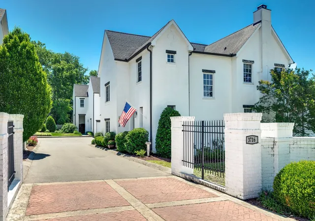 2nd image of 3716 Benham Ave, Nashville, TN 37215 | MLS# 3525831