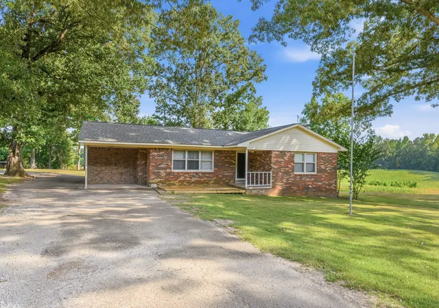 1st image of 2225 Sand Ridge Rd, Lexington, TN 38351 | MLS# 3525625