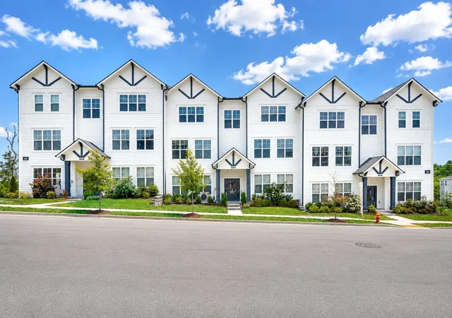 Listing Photo 5 - Condo for sale in building located at 482 Portsdale Dr, Brentwood, TN 37027 - Unit #6