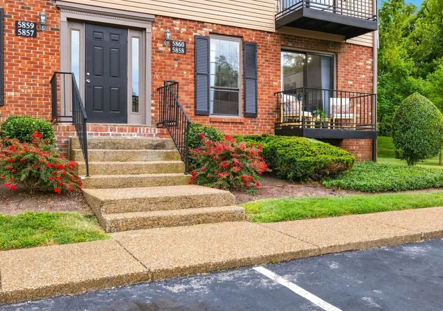 Photo 3 of Condo for sale at 5858 Brentwood Trce, Brentwood, TN 37027 | MLS# 3527240 | Listing updated on 2026-10-06