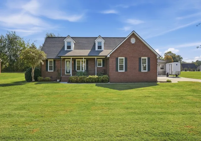 Single family home for sale at 62 Farmwood Dr, Manchester, TN 37355 | MLS# 3545446