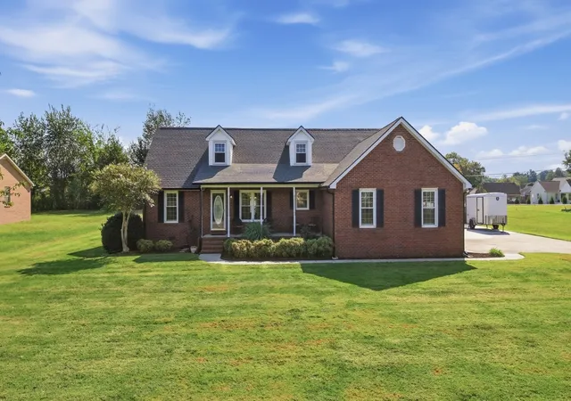 Photo 1 of Single family home for sale at 62 Farmwood Dr, Manchester, TN 37355 | MLS# 3545446 | Listing updated on 2026-09-23