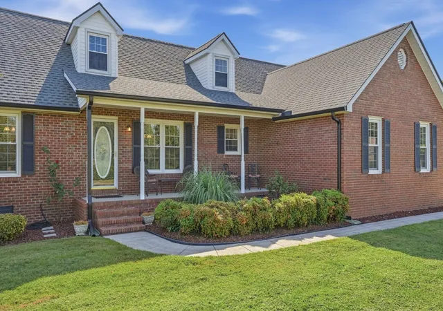 Photo 2 of Single family home for sale at 62 Farmwood Dr, Manchester, TN 37355 | MLS# 3545446 | Listing updated on 2026-09-23