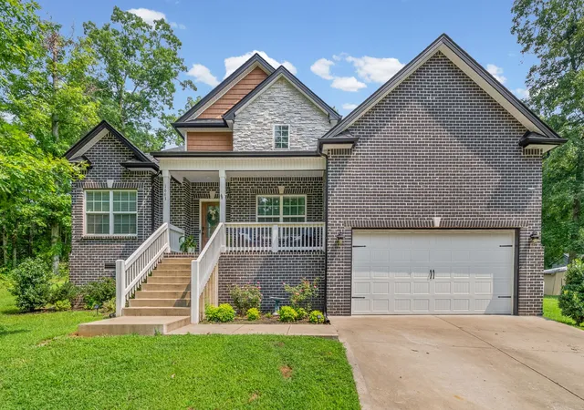 Photo 3 of Single family home for sale at 1663 Southside Rd, Southside, TN 37171 | MLS# 3527082 | Listing updated on 2026-10-02