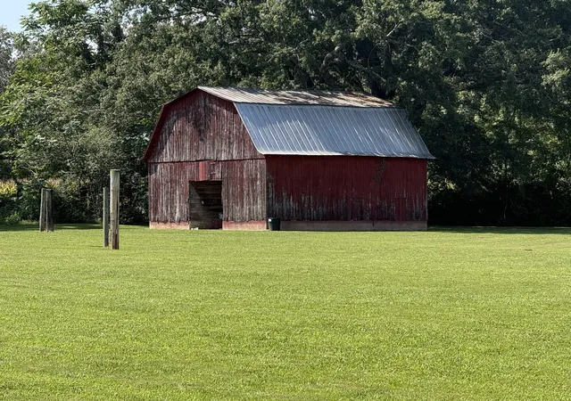 1st image of 323 Old Mcminnville Hwy, Manchester, TN 37355 | MLS# 3525671