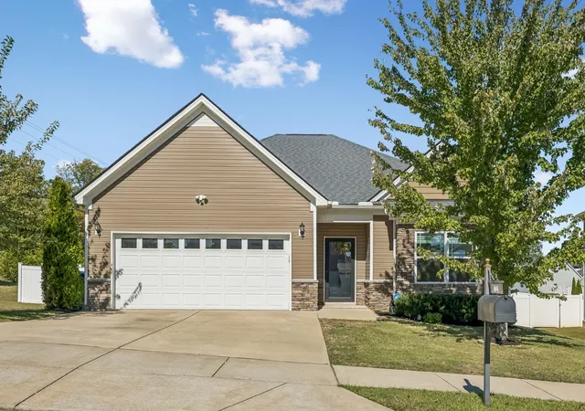 Photo 3 of Single family home for sale at 101 E Coker Way, Spring Hill, TN 37174 | MLS# 3624583 | Listing updated on 2026-10-26