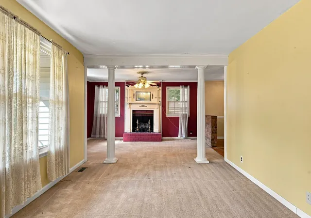 Photo 3 of Sale Pending at 805 General Forrest Dr, Smyrna, TN 37167 | MLS# 3525806 | Listing updated on 2026-09-13