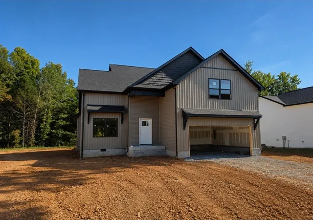 Photo 1 of Single family home for sale at 265 Wayne Hall Rd, Clarksville, TN 37040 | MLS# 3528266 | Listing updated on 2026-08-28