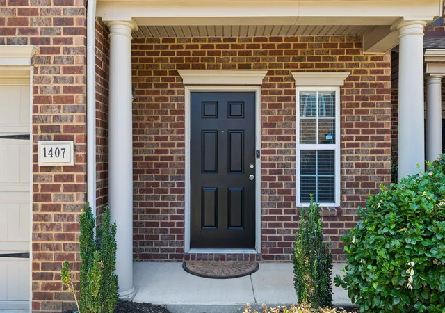 Photo 2 of Sale Pending at 1407 Beech Grove Way, Nashville, TN 37211 | MLS# 3527881 | Listing updated on 2026-09-03