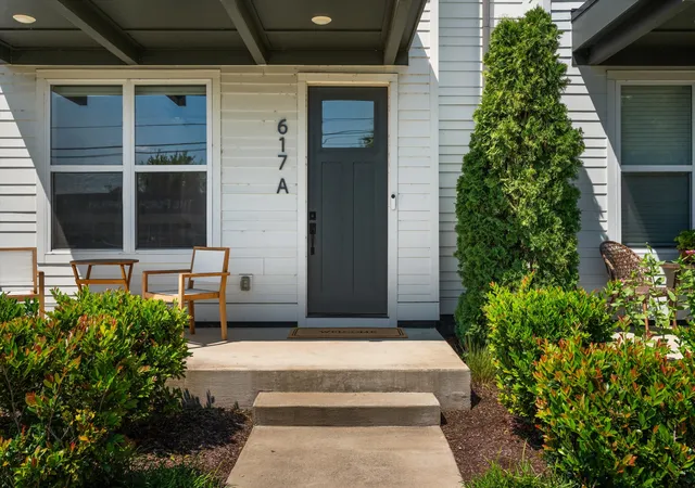 Photo 4 of Townhouse for sale at 617a Vernon Ave, Nashville, TN 37209 | MLS# 3531640 | Listing updated on 2026-09-03