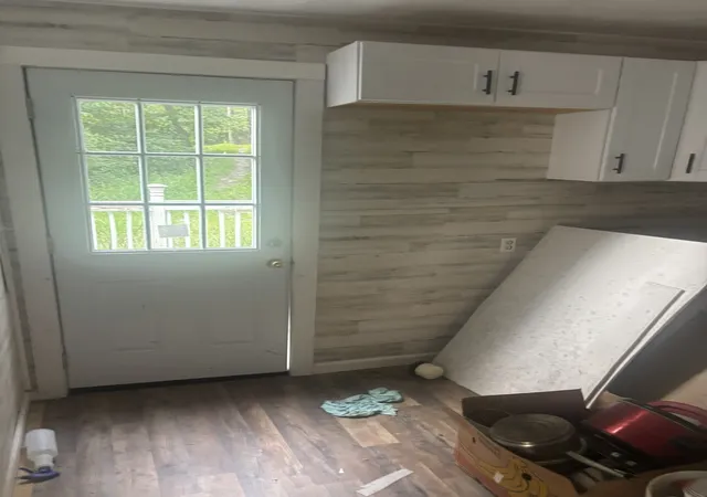 Photo 3 of Single family home for sale at 216 Collins St, Sneedville, TN 37869 | MLS# 3525763 | Listing updated on 2026-09-16
