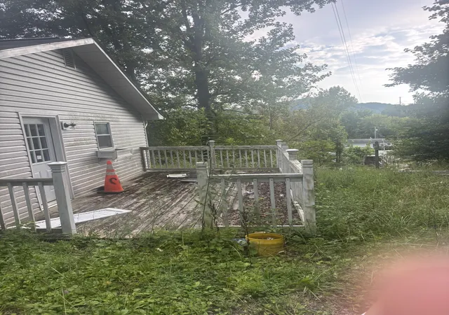Photo 9 of Single family home for sale at 216 Collins St, Sneedville, TN 37869 | MLS# 3525763 | Listing updated on 2026-09-16