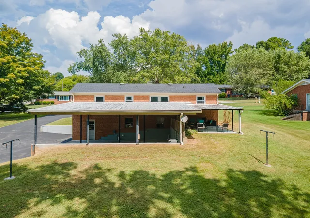 Photo 3 of Single family home for sale at 109 Caldwell Dr, Columbia, TN 38401 | MLS# 3543259 | Listing updated on 2026-10-04