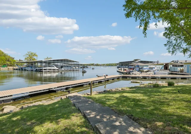 Photo 2 of Single family home for sale at 1806 Riverside Rd, Old Hickory, TN 37138 | MLS# 3525771 | Listing updated on 2026-08-28