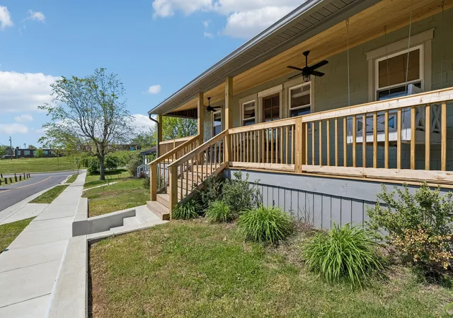 Photo 4 of Single family home for sale at 1806 Riverside Rd, Old Hickory, TN 37138 | MLS# 3525771 | Listing updated on 2026-10-04