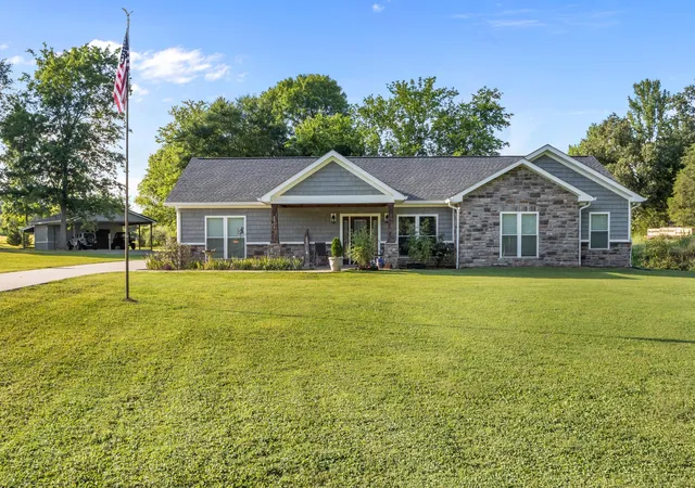 Photo 1 of Single family home for sale at 8754 Old State Route 1, New Johnsonville, TN 37134 | MLS# 3525817 | Listing updated on 2026-09-18