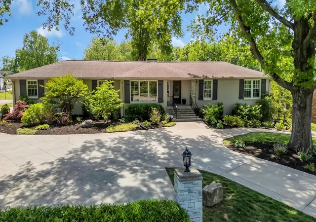 Photo 1 of Mansion for sale at 300 Rolling Ml Rd, Old Hickory, TN 37138 | MLS# 3529942 | Listing updated on 2026-09-06