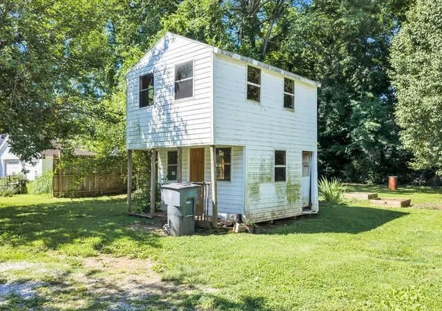 Photo 27 of Single family home for sale at 105 Lillian St, Mc Minnville, TN 37110 | MLS# 3525780 | Listing updated on 2026-08-25