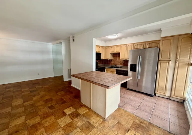 Photo 1 of Condo for sale at 201 Acklen Park Dr #20, Nashville, TN 37203 | MLS# 3545035 | Listing updated on 2026-10-08