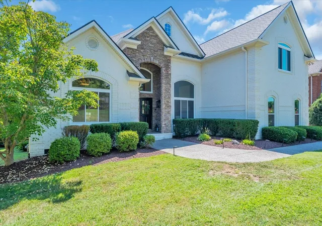 Photo 2 of Single family home for sale at 362 Shadow Creek Dr, Brentwood, TN 37027 | MLS# 3526965 | Listing updated on 2026-08-31