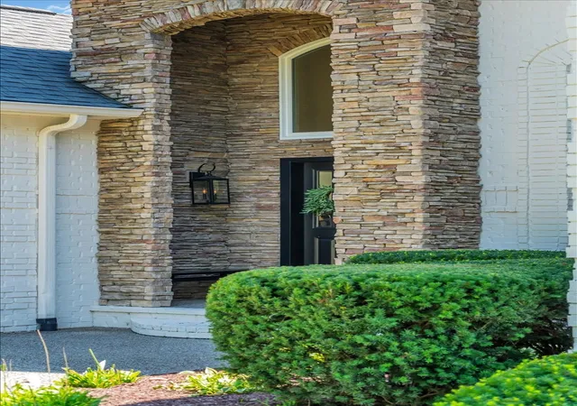 Photo 3 of Single family home for sale at 362 Shadow Creek Dr, Brentwood, TN 37027 | MLS# 3526965 | Listing updated on 2026-08-31
