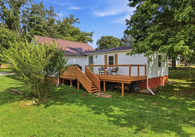 2nd image of 206 Slash Ln, Sparta, TN 38583 | MLS# 3525987