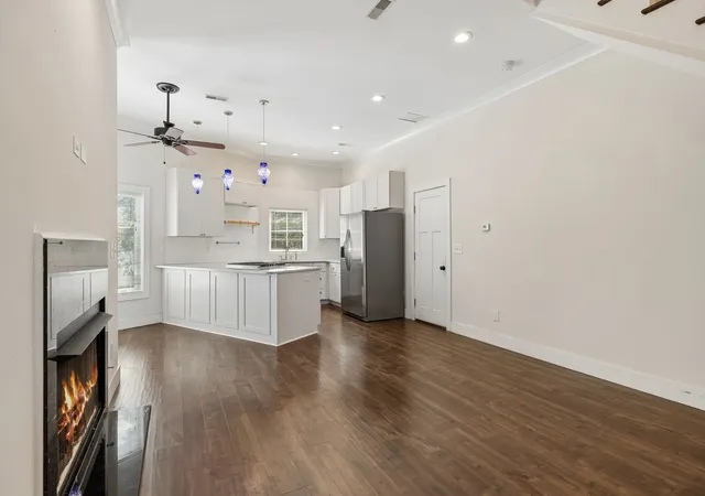 Photo 4 of Townhouse for sale at 1209 Hawkins St #4, Nashville, TN 37203 | MLS# 3528360 | Listing updated on 2026-09-02
