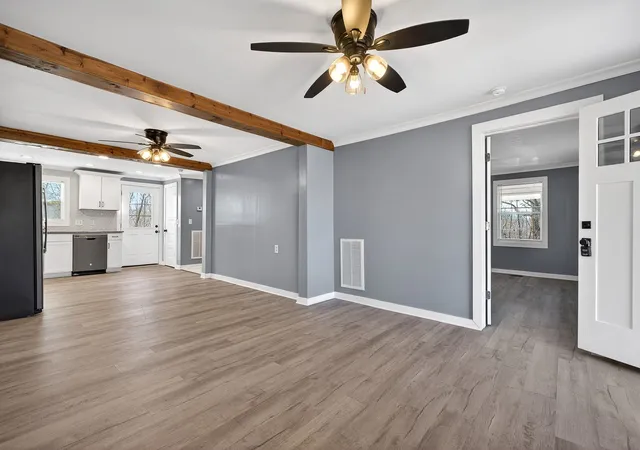 Photo 4 of Single family home for sale at 104 Henegar St, Mc Minnville, TN 37110 | MLS# 3525892 | Listing updated on 2026-09-08