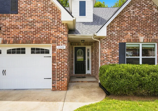 Photo 3 of Single family home for sale at 2244 Fairfax Dr, Clarksville, TN 37043 | MLS# 3531489 | Listing updated on 2026-09-21