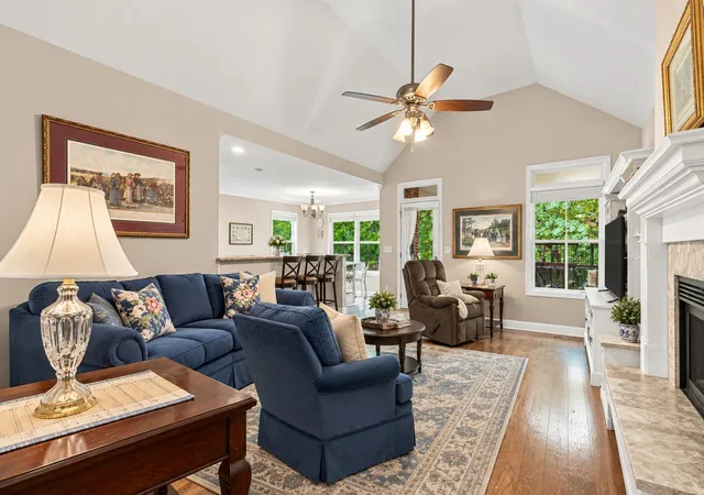 Photo 4 of Single family home for sale at 2244 Fairfax Dr, Clarksville, TN 37043 | MLS# 3531489 | Listing updated on 2026-09-21