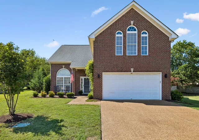 Photo 2 of Sale Pending at 610 Dunbrooke Ct, Franklin, TN 37064 | MLS# 3526707 | Listing updated on 2026-08-30