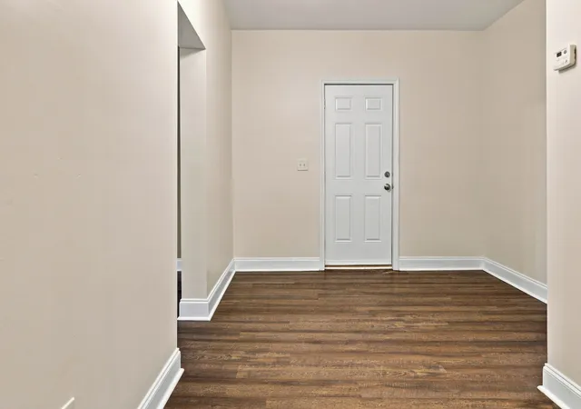 Photo 4 of Single family home for sale at 207 N Woodland St, Manchester, TN 37355 | MLS# 3527356 | Listing updated on 2026-10-01