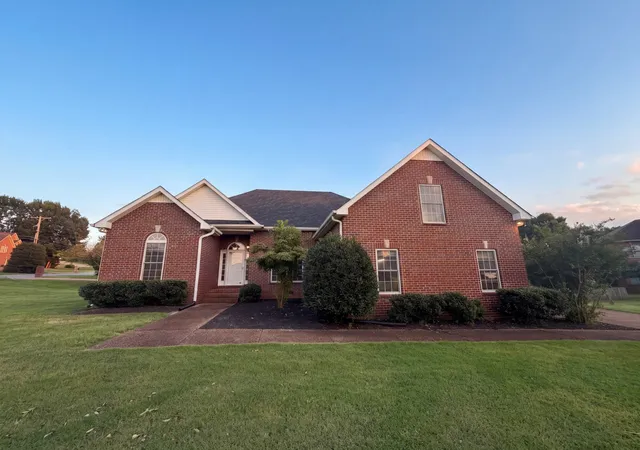 Photo 1 of Single family home for sale at 101 Wyncrest Commons Ct, Hendersonville, TN 37075 | MLS# 3526004 | Listing updated on 2026-09-17