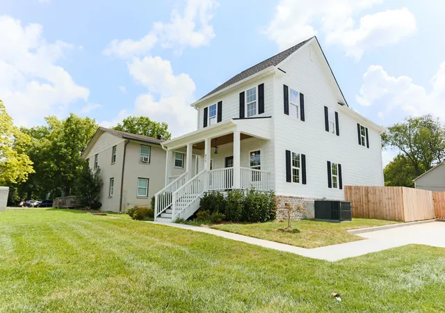 Photo 1 of Single family home for sale at 812 Greenland Dr, Murfreesboro, TN 37130 | MLS# 3526551 | Listing updated on 2026-08-28