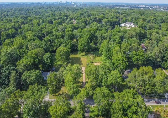 Photo 3 of Land for sale at 830 Battery Ln, Nashville, TN 37220 | MLS# 3603047 | Listing updated on 2026-09-30
