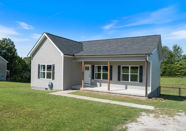 Photo 3 of Single family home for sale at 1274 Oak Grove Rd, Dickson, TN 37055 | MLS# 3526985 | Listing updated on 2026-08-26