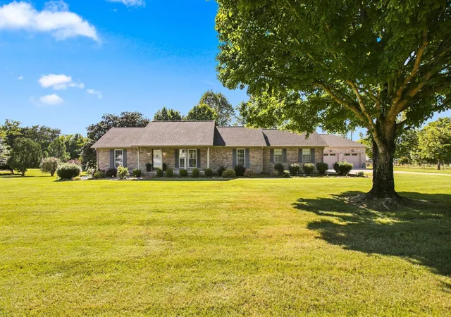 1st image of 835 Nathan Dr, Columbia, TN 38401 | MLS# 3526579
